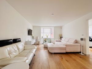Living Room- click for photo gallery